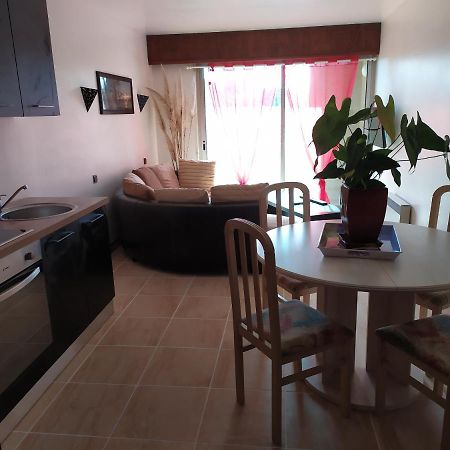 50M2 2 A 4 Pers Tout Confort Balcons Jardin Terrasse Les Albres Kültér fotó